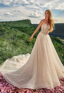 Wedding dress - "Ejeni"
