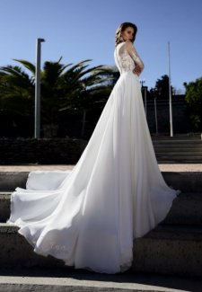 wedding dress Mariposa
