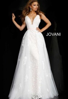 Off White Blush Plunging Neckline Sleeveless Bridal Gown 58563