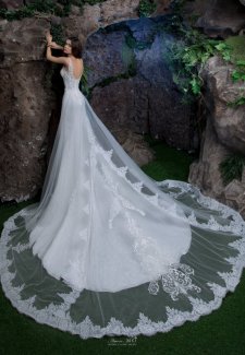 Свадебное платье Q 309 со шлейфом