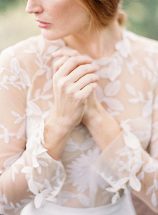 Вдохновение: 30 самых стильных вырезов горловины - Ohdress.ru Вдохновение: 30 самых стильных вырезов горловины