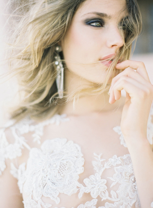 Вдохновение: 30 самых стильных вырезов горловины - Ohdress.ru Вдохновение: 30 самых стильных вырезов горловины