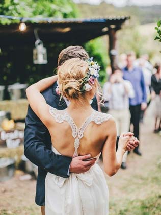 Стиль в деталях: богемный образ невесты - Ohdress.ru Стиль в деталях: богемный образ невесты