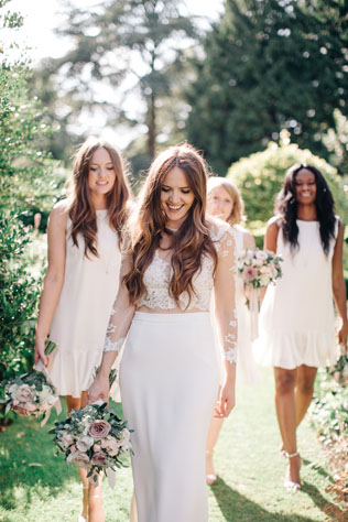 Как подобрать потрясающее свадебное платье кроп-топ - Ohdress.ru Как подобрать потрясающее свадебное платье кроп-топ