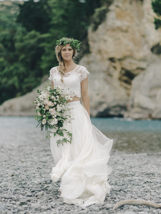 Как подобрать потрясающее свадебное платье кроп-топ - Ohdress.ru Как подобрать потрясающее свадебное платье кроп-топ