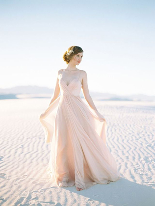 Свадебное платье телесного цвета: все «за» и «против» 