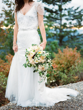 Внимание на детали: свадебные платья с рукавами-крылышками - Ohdress.ru Внимание на детали: свадебные платья с рукавами-крылышками