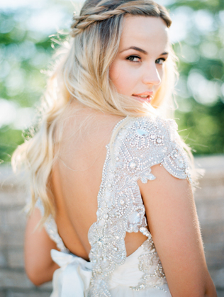 Внимание на детали: свадебные платья с рукавами-крылышками - Ohdress.ru Внимание на детали: свадебные платья с рукавами-крылышками