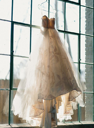 Прочь сомнения! Плюсы и минусы пышного платья для невесты - Ohdress.ru Прочь сомнения! Плюсы и минусы пышного платья для невесты