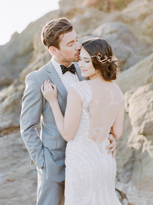 30 лучших свадебных платьев для пляжной церемонии - Ohdress.ru 30 лучших свадебных платьев для пляжной церемонии