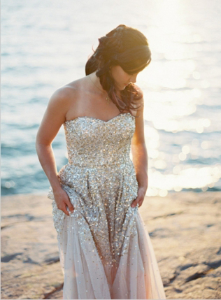 30 лучших свадебных платьев для пляжной церемонии - Ohdress.ru 30 лучших свадебных платьев для пляжной церемонии