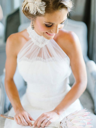 Платье невесты с воротником-стойкой: все за и против - Ohdress.ru Платье невесты с воротником-стойкой: все за и против