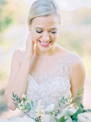 Кому подойдет свадебное платье с вырезом-лодочкой - Ohdress.ru Кому подойдет свадебное платье с вырезом-лодочкой