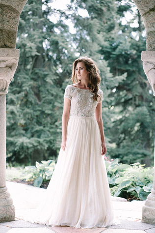 Кому подойдет свадебное платье с вырезом-лодочкой - Ohdress.ru Кому подойдет свадебное платье с вырезом-лодочкой